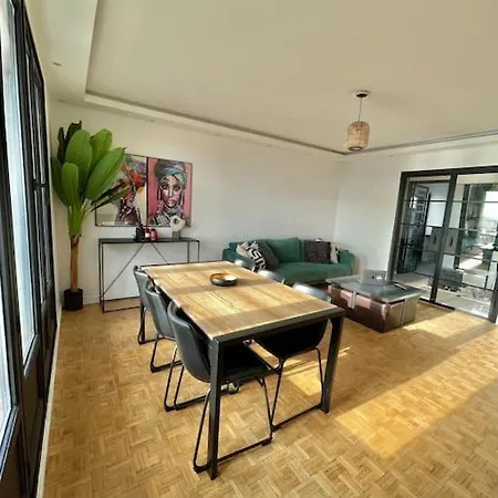 Apartment Magnifique Sur Marne Entre Paris Et Disneyland Neuilly-sur-Marne
